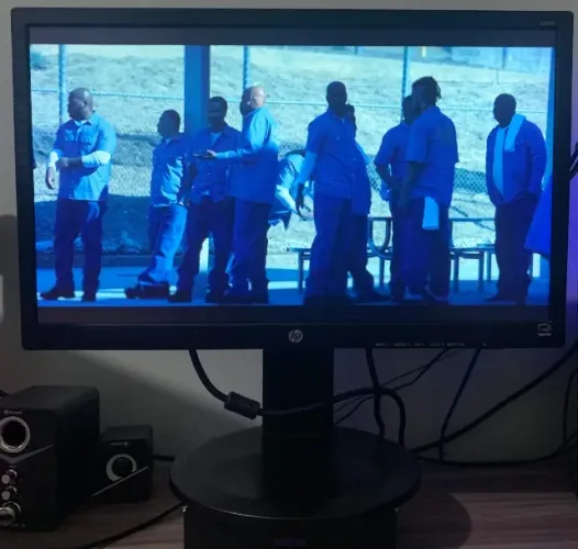 Monitor HP 21,5 Full HD LED Usado Em Perfeito Estado