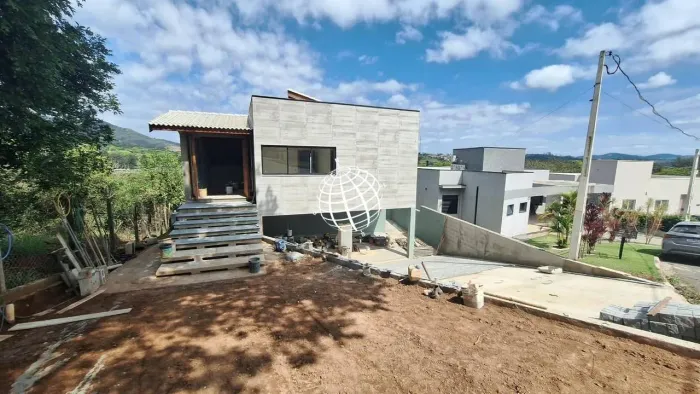 Casa com 4 dormitórios à venda, 300 m² por R$ 2.900.000,00 - Condomínio Serra da Estrela -