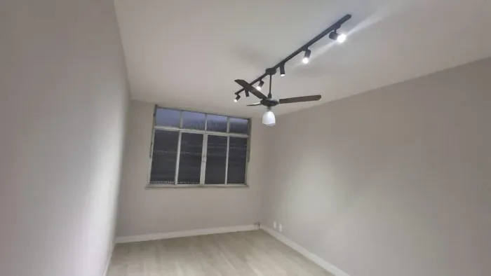 Apartamento com 2 quartos para alugar, 60 m² por R$ 2.260/mês - Fonseca - Niterói/RJ