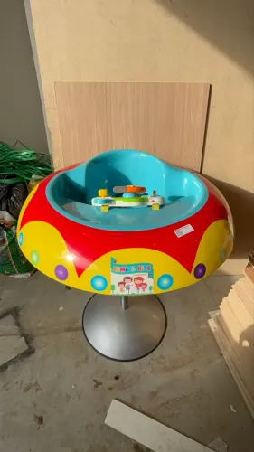 Cadeira cabeleleiro infantil temática disco voador