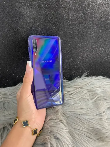 SAMSUNG A30S