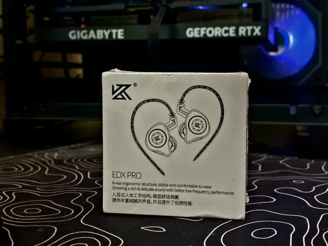 Fone de ouvido KZ EDX Pro Black no MIC