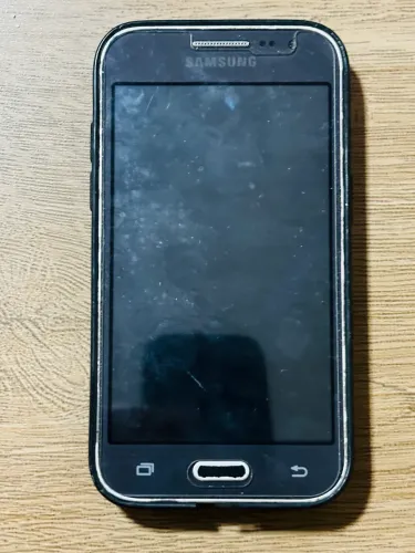 Samsung Galaxy J1 ( RETIRADA DE PEÇAS)