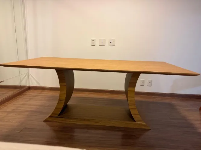 Mesa 8 lugares