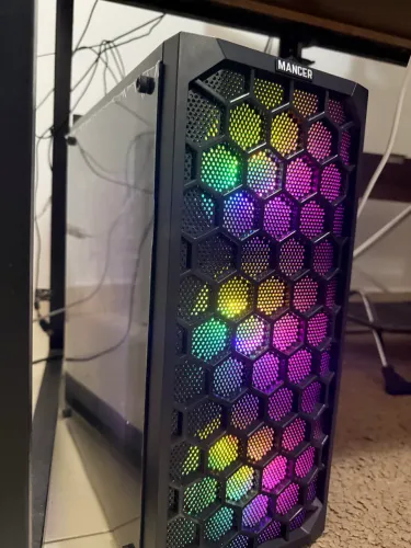 PC Gamer - AMD Ryzen 5 3400G, 16GB RAM, 512GB SSD