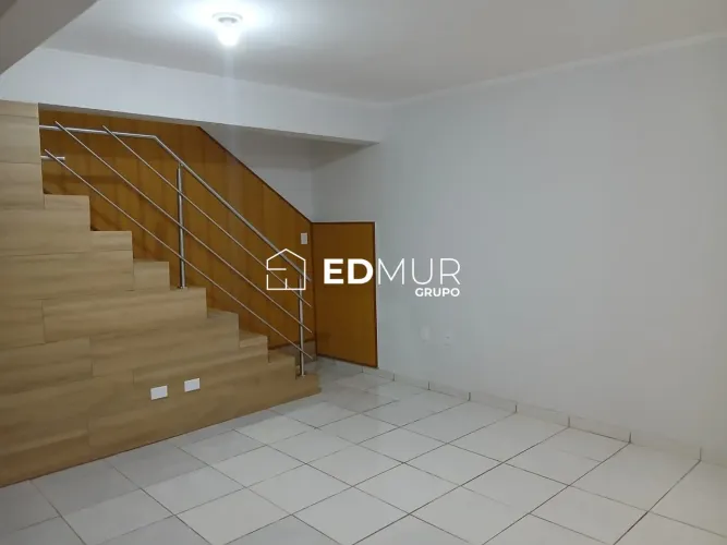 CASA para ALUGUEL com 120m² no bairro Jardim Santo Antônio com 2 quartos e 0 vagas. Santo