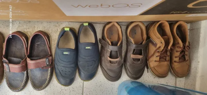 Sapatos masculinos infantis