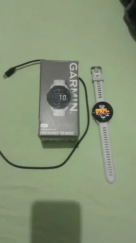 Garmin 165 music pouco tempo de uso.
