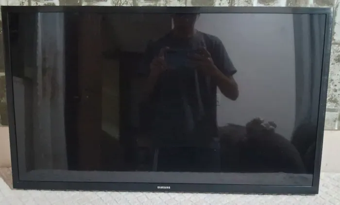 Televisão Samsung Usanda