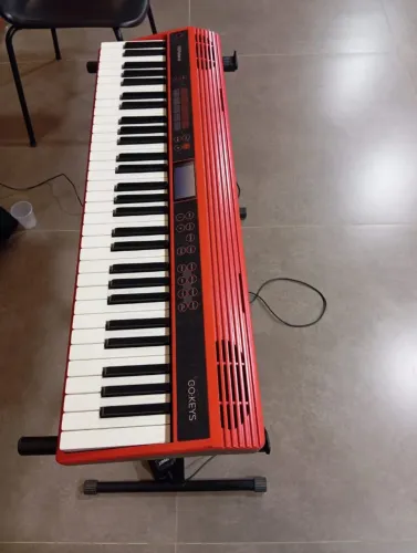 Kit teclado go:keys Roland, suporte e pedal