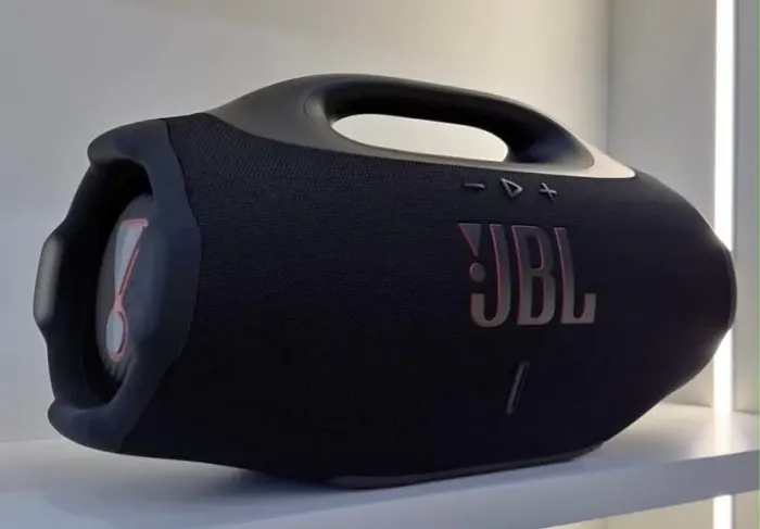 Boombox 4 jbl
