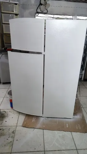 Consertamos sua geladeira e seu microondas em sua residência 