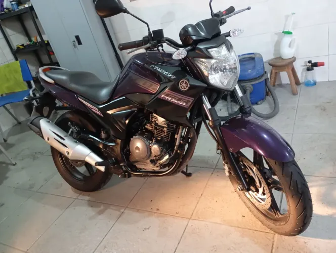 VENDO FAZER 250CC ABAIXO DA FIPE
