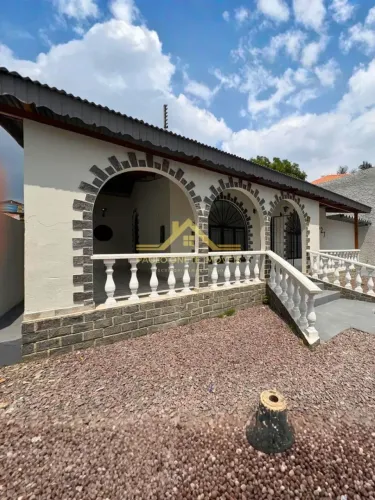 CASA COMERCIAL RECÉM-REFORMADA 200M² | ALEIXO
