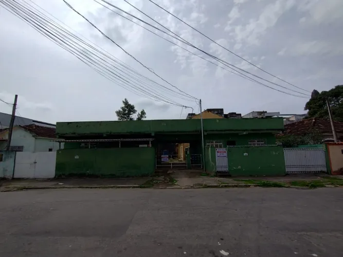 Casa de condomínio para venda com 10 metros quadrados com 10 quartos em Metrópole - Nova I