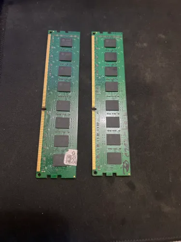 Memória ram ddr4 8gb cada as duas 16gb 