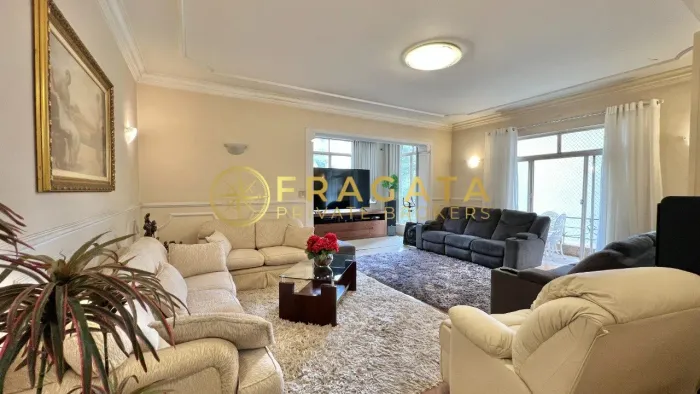 Excelente apartamento com Janelões com 3 Quartos (2 suítes) 259m², 2 vagas em Jardim Pauli