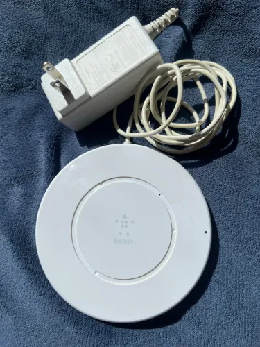 Belkin base de carregamento sem fio / por indução 