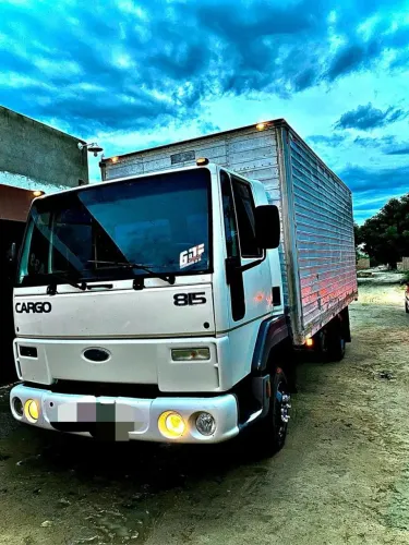 Caminhão Ford cargo 815 (ótima oportunidade