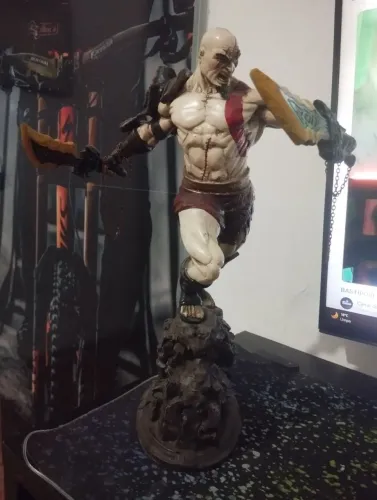 Estátua 45cm Kratos god of war em resina
