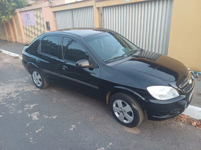 Chevrolet Prisma Sed. Maxx/ LT 1.4 8V Econof. 4P 2012
