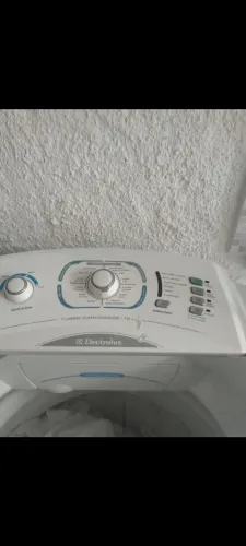 Máquina de Lavar Roupa Electrolux 12kg.