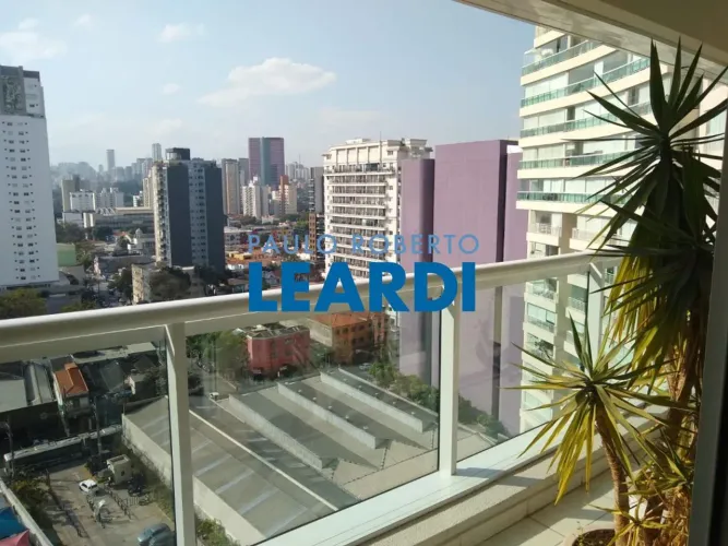 CONJ. COMERCIAL - PINHEIROS - SP