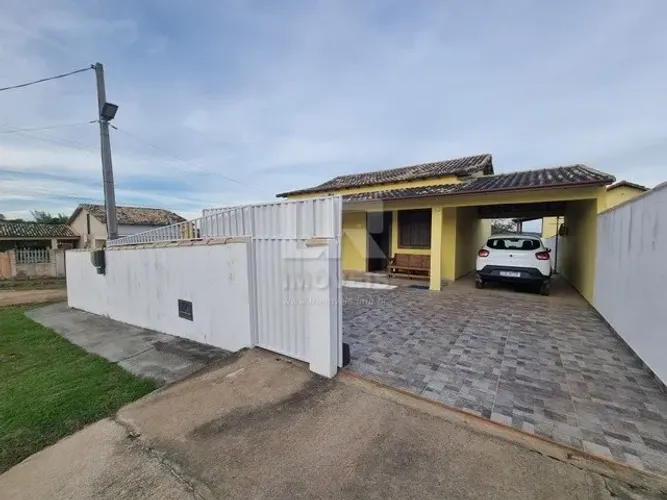 Uma casa perfeita para quem busca conforto e o desfrutar de uma área de lazer completa *JS