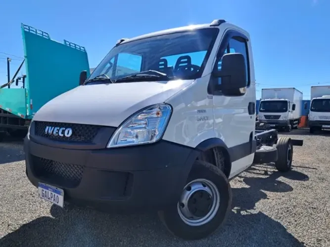 Iveco Daily Chassi 35s14 2P (e5) 2016