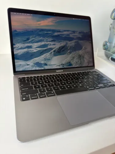 MacBook Air M1 8gb/256gb (2020)