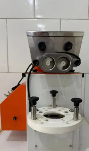 Vendo Modeladora de salgados.