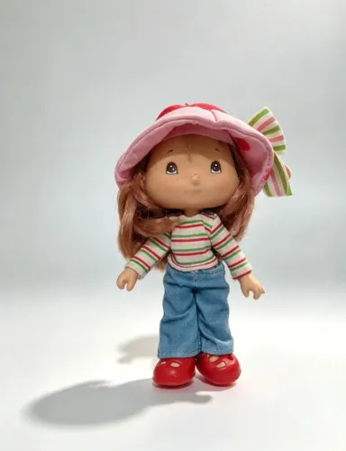 Boneca moranguinho Estrela antiga