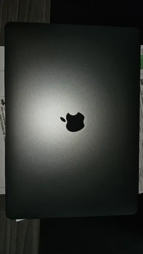 MacBook Pro M1 com Touch Bar - Excelente estado