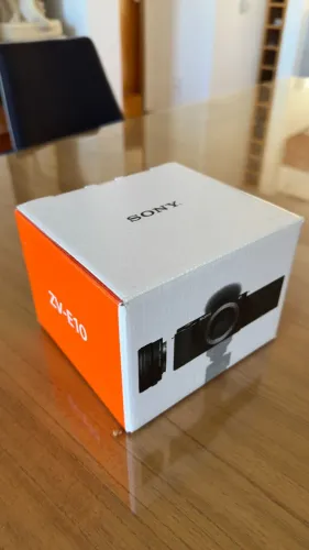 Sony ZV-E10 Corpo