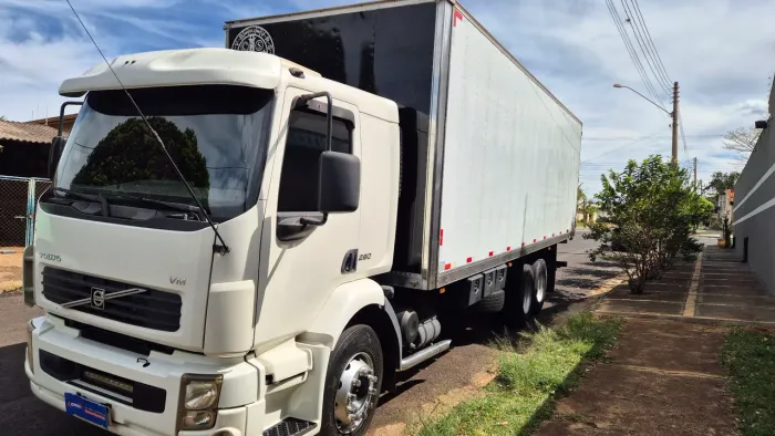 Volvo vm 260 2009 bau