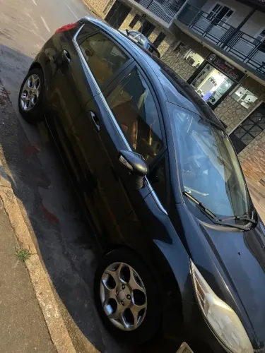 Ford Fiesta SE 1.6 16V Flex 5P 2012