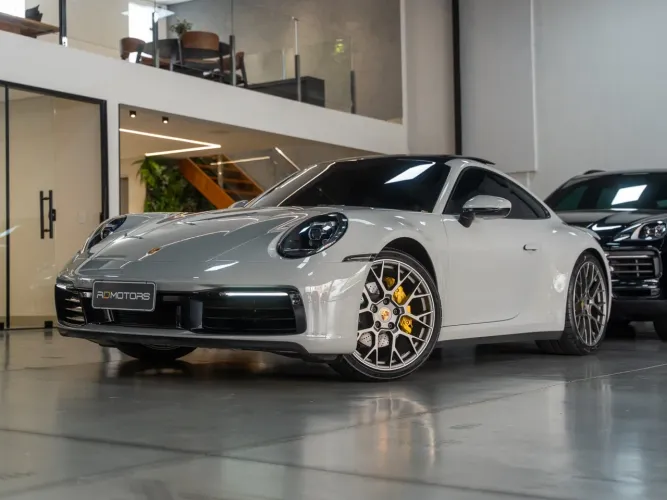 Porsche 911 Carrera 3.0 24V H6 PDK 2022