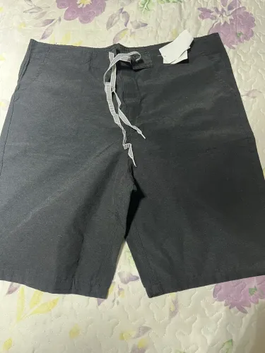 Duas Bermudas tamanho 48 novas