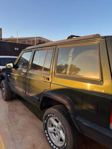 Jeep Cherokee Sport 4.0 Mec./aut. 1998