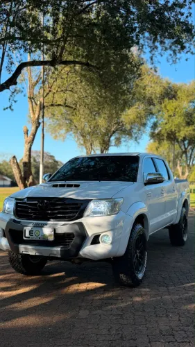 Toyota Hilux CD SRV D4-d 4X4 3.0 TDI Diesel AUT 2015