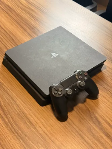 PS4 Slim 1TB
