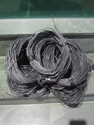Vende se cabo 1,5mm rolo com 37m cada rolo 20 reais tenho 16 rolos