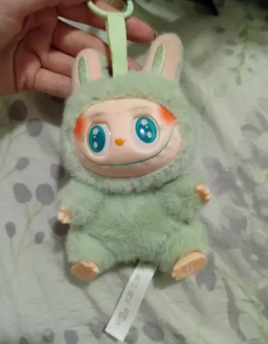 Labubu pop mart 