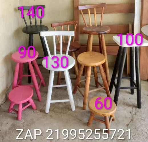 Banquetas de madeiras