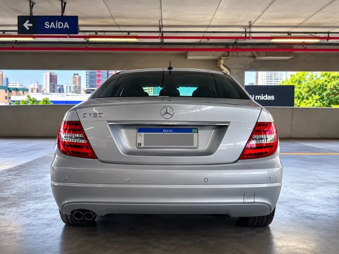 Mercedes-Benz C-180 CGI Classic 1.8 16V 156cv Aut. 2012