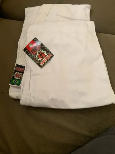 Kimono infantil (JIUJITSU/KARATE/JUDO)