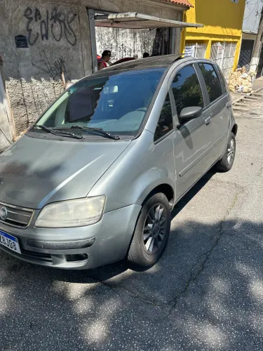 Fiat Idea ELX 1.4 MPI Fire Flex 8V 5P 2006