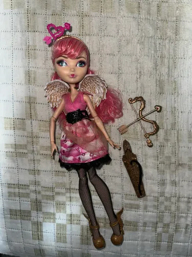 Ever After High - Cupido RESERVADA