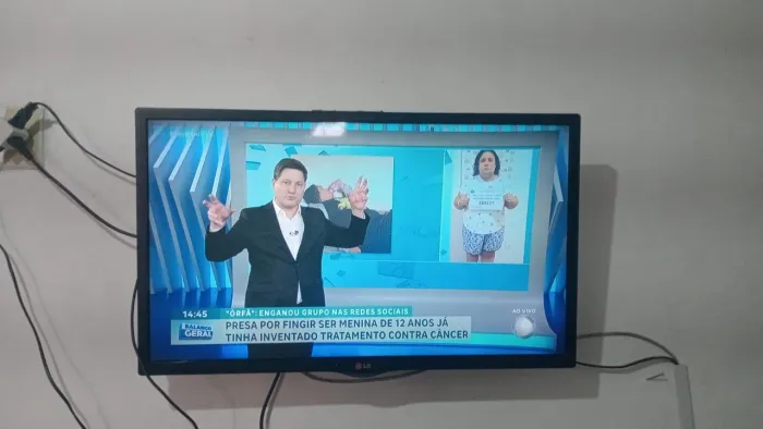 Tv LG 32 polegadas nao é smart