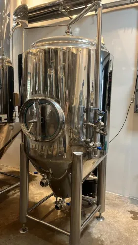Fermentador para produção de cerveja, 500 litros, auto refrigerado 